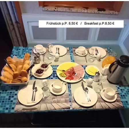 Hotel Garni "Adria" Windhagen Buitenkant foto