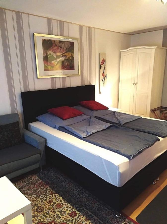 Hotel Garni "Adria" Windhagen Buitenkant foto