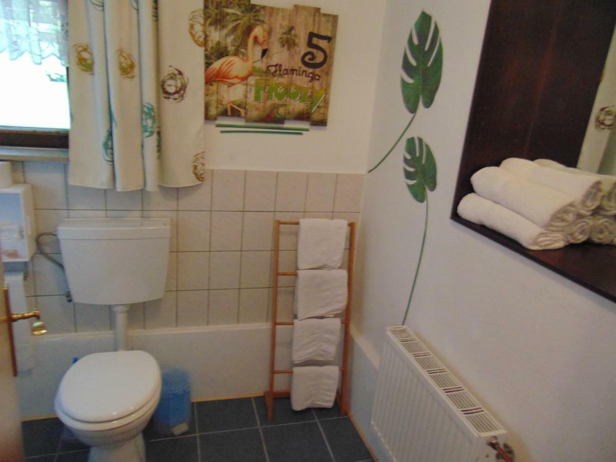 Hotel Garni "Adria" Windhagen Buitenkant foto